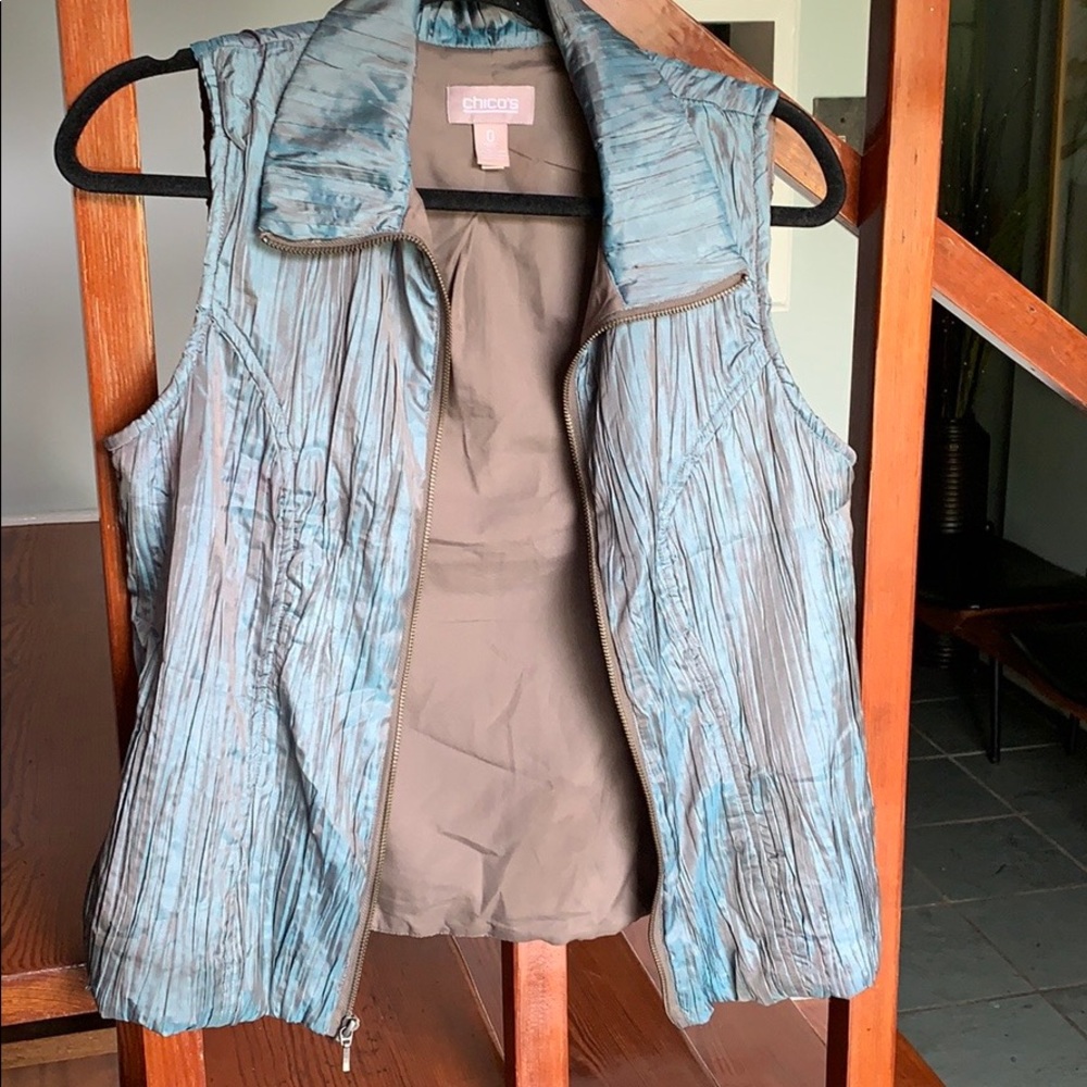 Chico fun vest in great condition/C